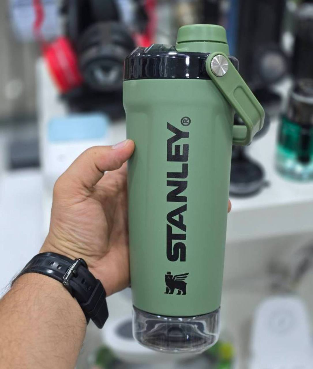 شیکر شارژی استنلی مدل Electric Protein Shaker (کیفیت اصلی)